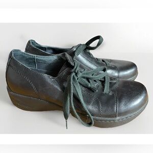 Dansko 38 / 8 Adriana Black Leather Comfort Shoes Lace Up Clogs